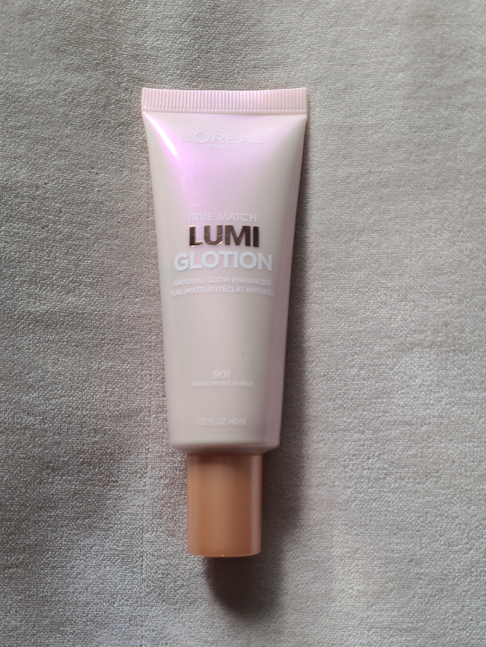 L'Oreal Lumi Glotion - 901 - Fair Glow
